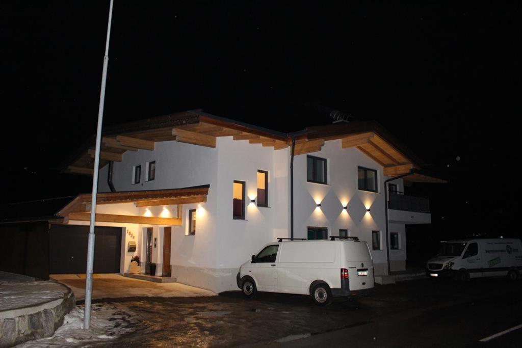 Apartamento Alpinjuwel In Hippach Exterior foto