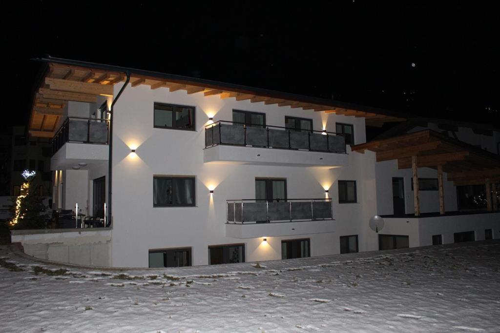 Apartamento Alpinjuwel In Hippach Exterior foto