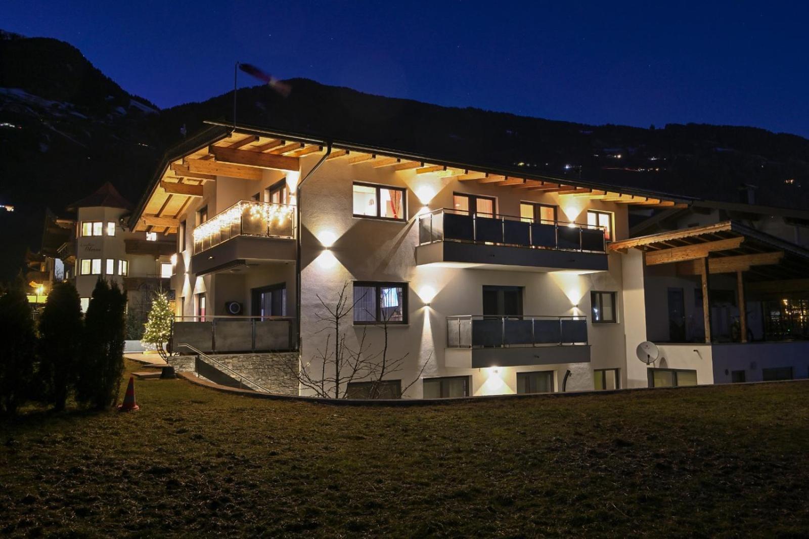 Apartamento Alpinjuwel In Hippach Exterior foto